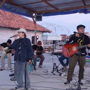 lentera cerita desa tenggelam